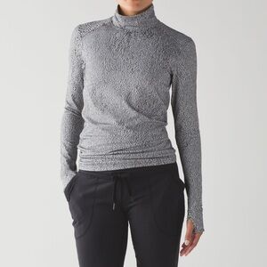 Lululemon Ready To Rulu Turtleneck